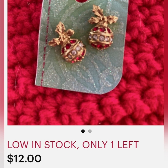 2 Pr Vintage Christmas Earrings+ FREE Snowflake Earrings AVON - Picture 11 of 13
